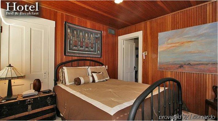 Avenue Hotel Bed And Breakfast Manitou Springs Room photo
