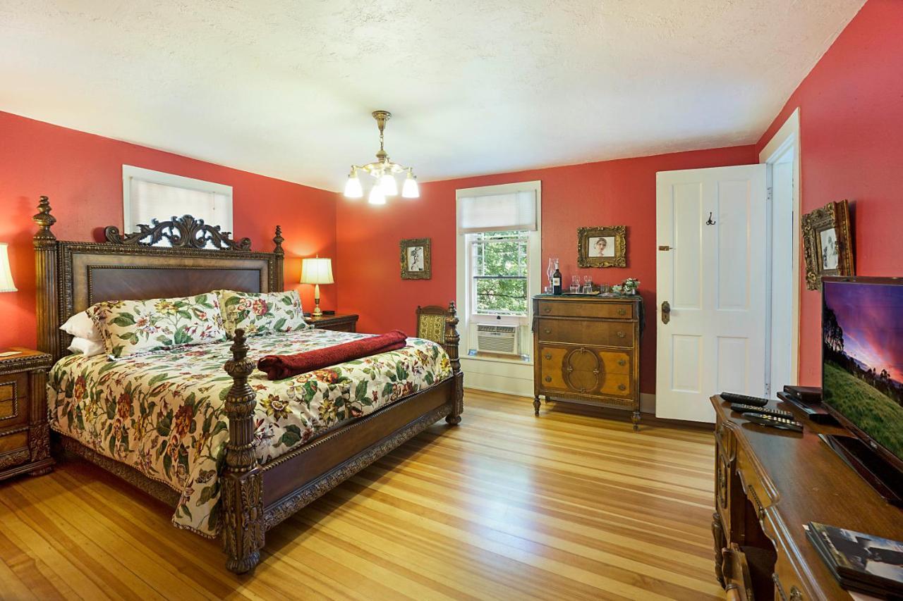 Avenue Hotel Bed And Breakfast Manitou Springs Exterior photo