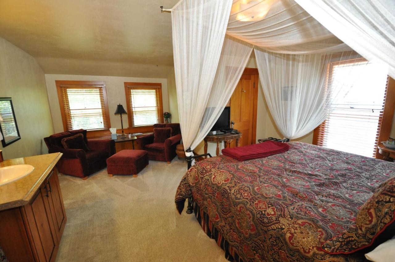 Avenue Hotel Bed And Breakfast Manitou Springs Exterior photo