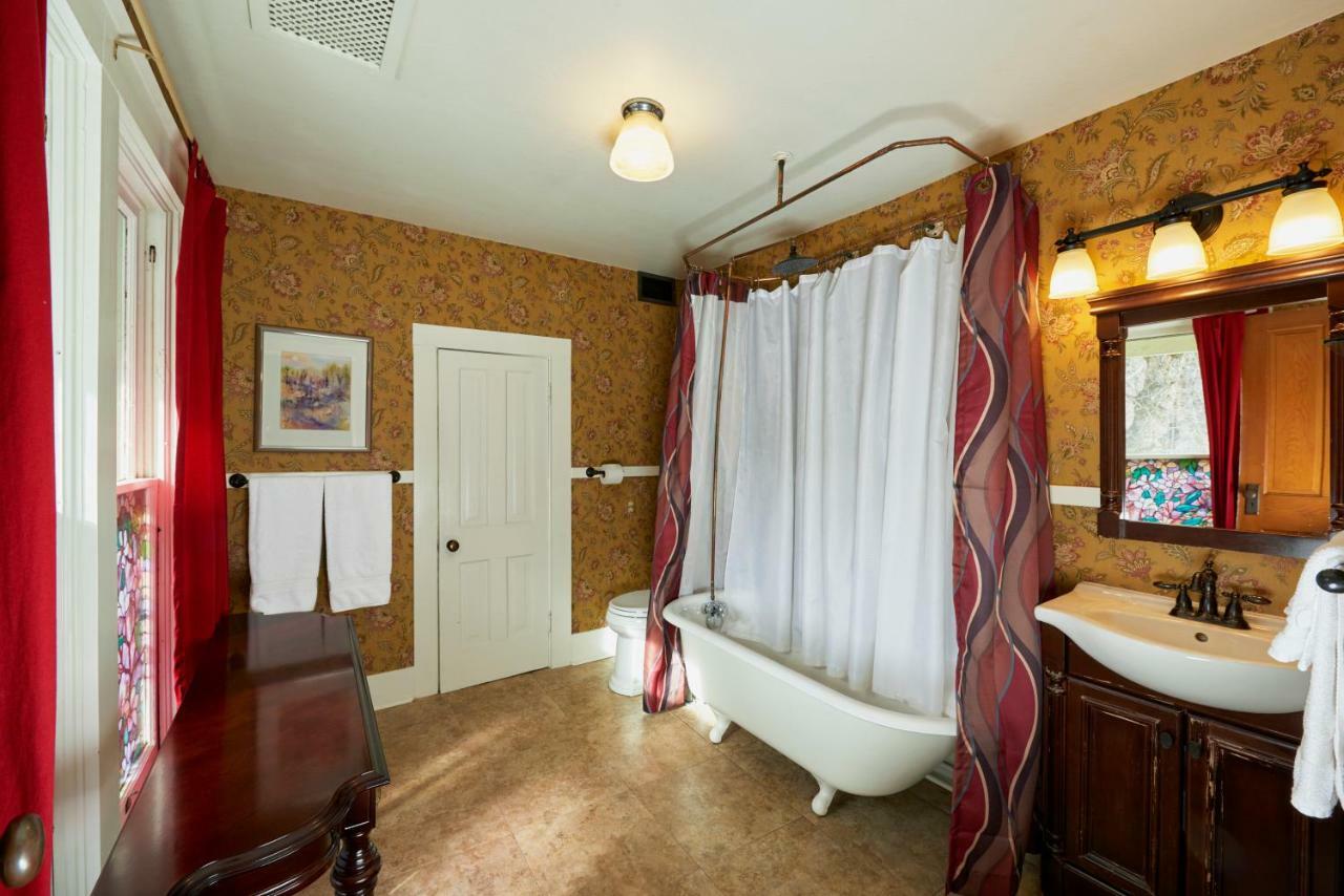 Avenue Hotel Bed And Breakfast Manitou Springs Exterior photo